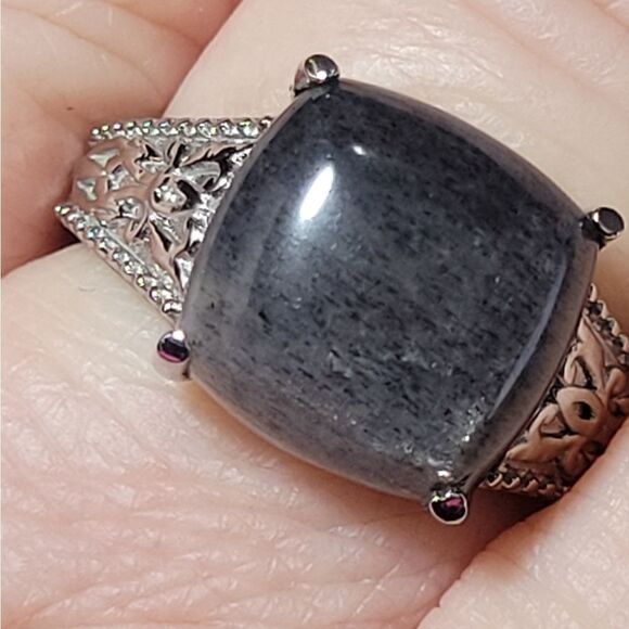 Golden Sheen Moonstone Ring - Picture 2 of 16